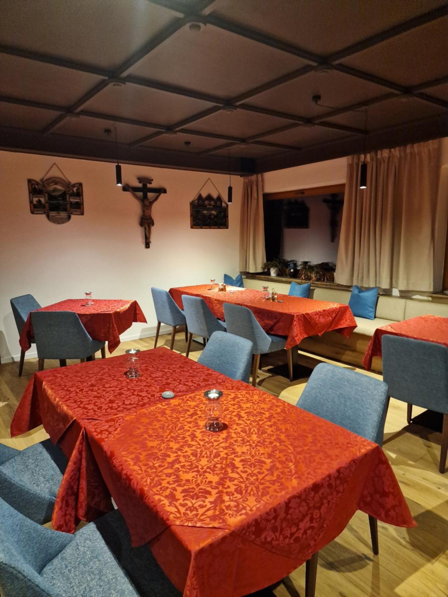 Hotel Kaerntnerhof Heiligenblut Buitenkant foto