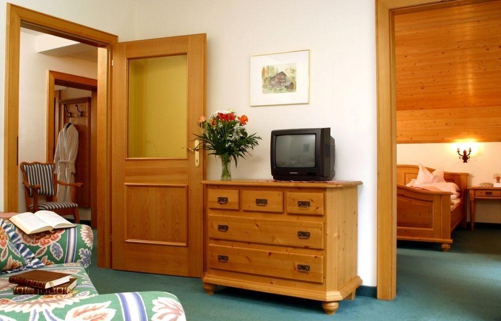Hotel Kaerntnerhof Heiligenblut Buitenkant foto